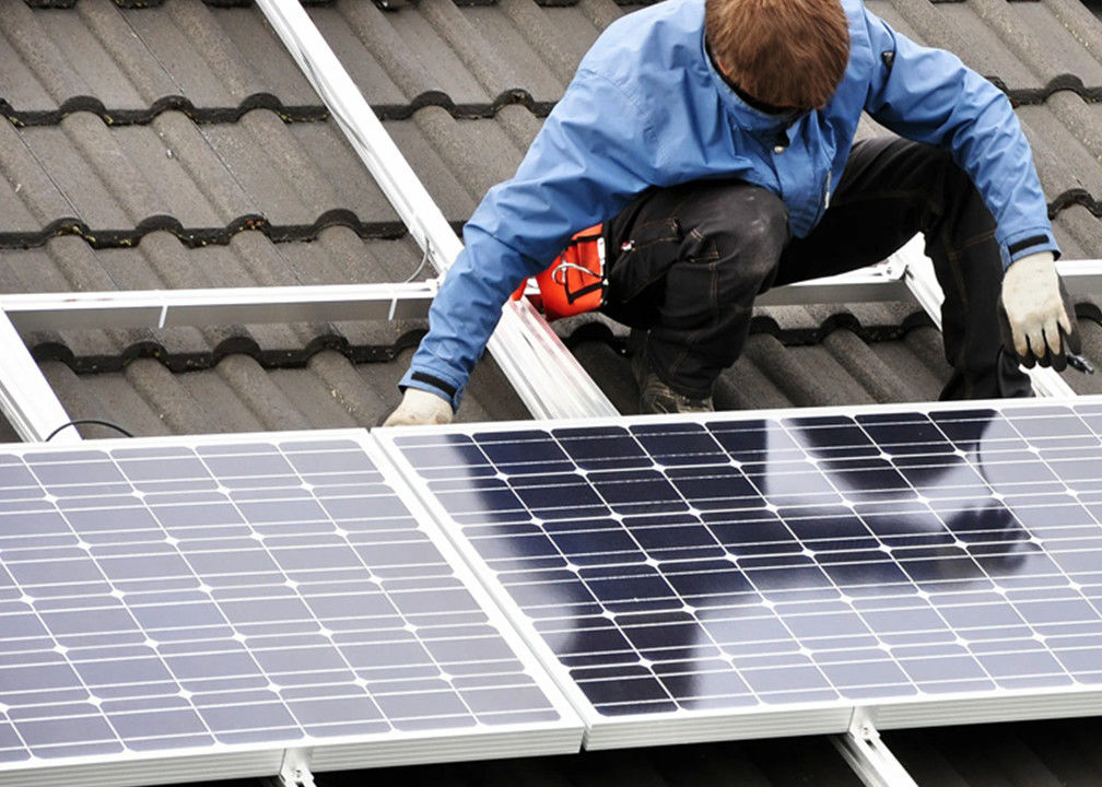 Slim Hybride Zonneomschakelaarssysteem 10Kw 15Kw 20KW van Systemen van de Net de Woon Zonnemacht