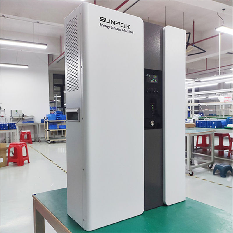 Batterijenomvormer zonne-energie 24v en zuivere sinusgolf zonne-omvormers allemaal in één zonne-omvormer