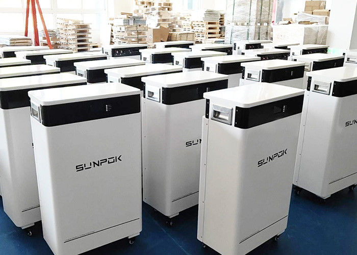 Beste batterijen voor een zonnestelsel Sunpok 48v 200ah 300ah Lithium-ion batterijen
